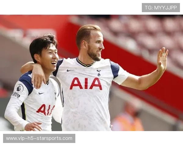 前锋回撤参与组织：位置流动成为趋势